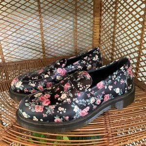 Dr marten floral addy loafers- nwot